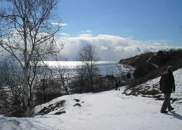 Hiking on Lake Ontario near Toronto